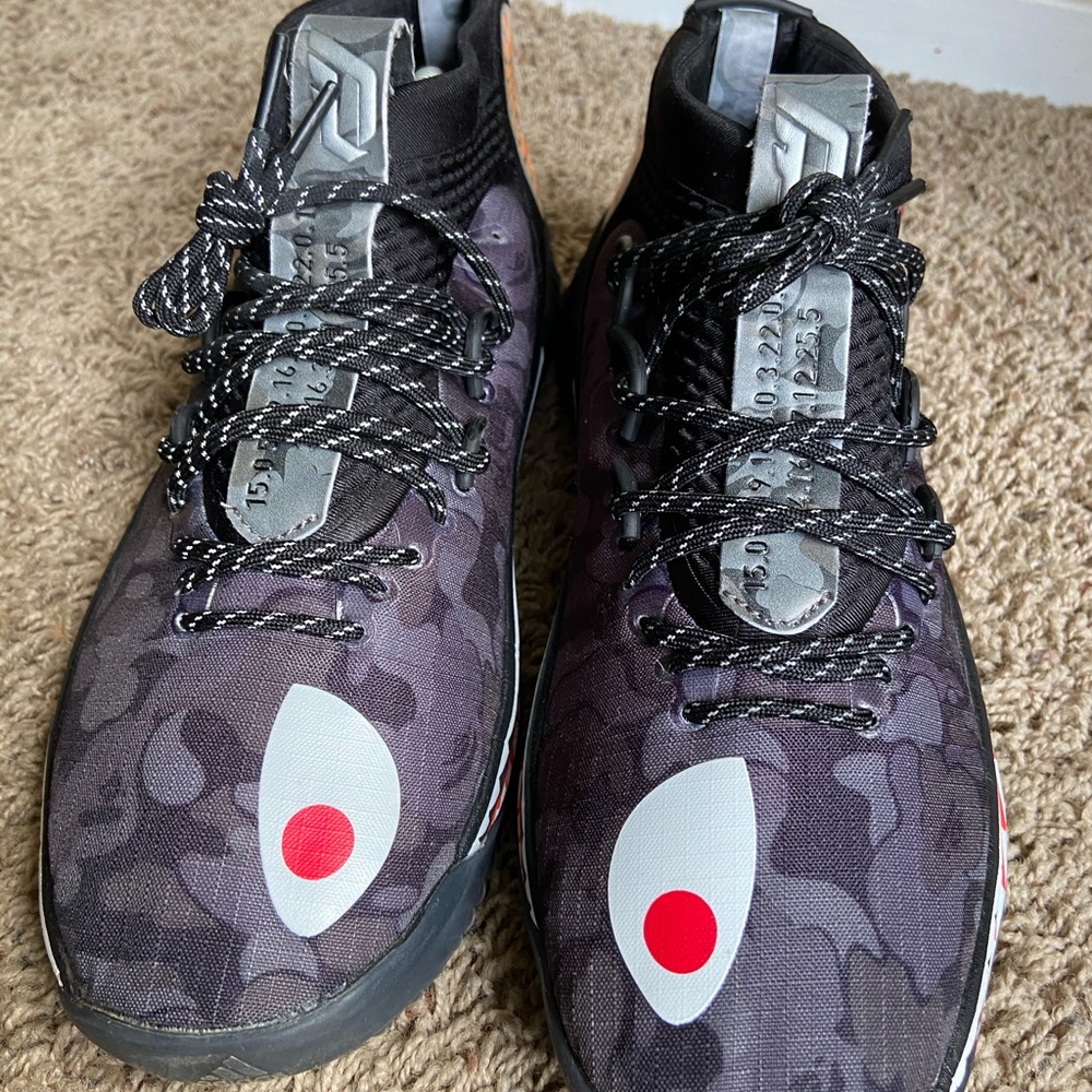 😎😎SOLD😎😎Adidas DAME 4 BAPE Black Camo - Picture 10 of 16